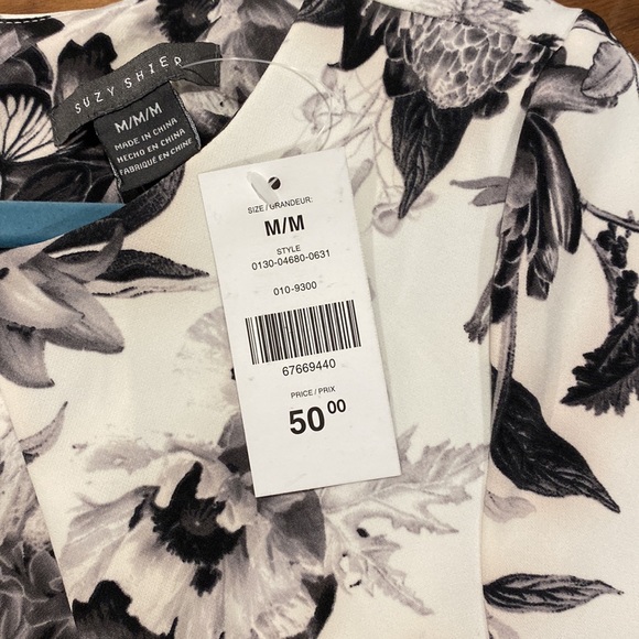 Suzy Shier Medium Flowered Dress NWT - Picture 5 of 5